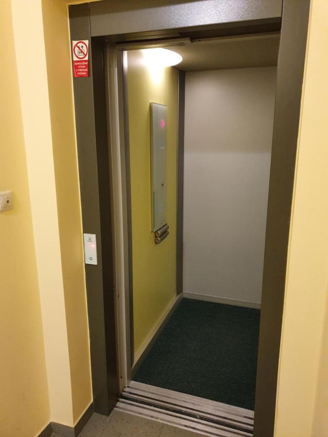 Evergreen Apartments Hotel Karlsbad Eksteriør billede