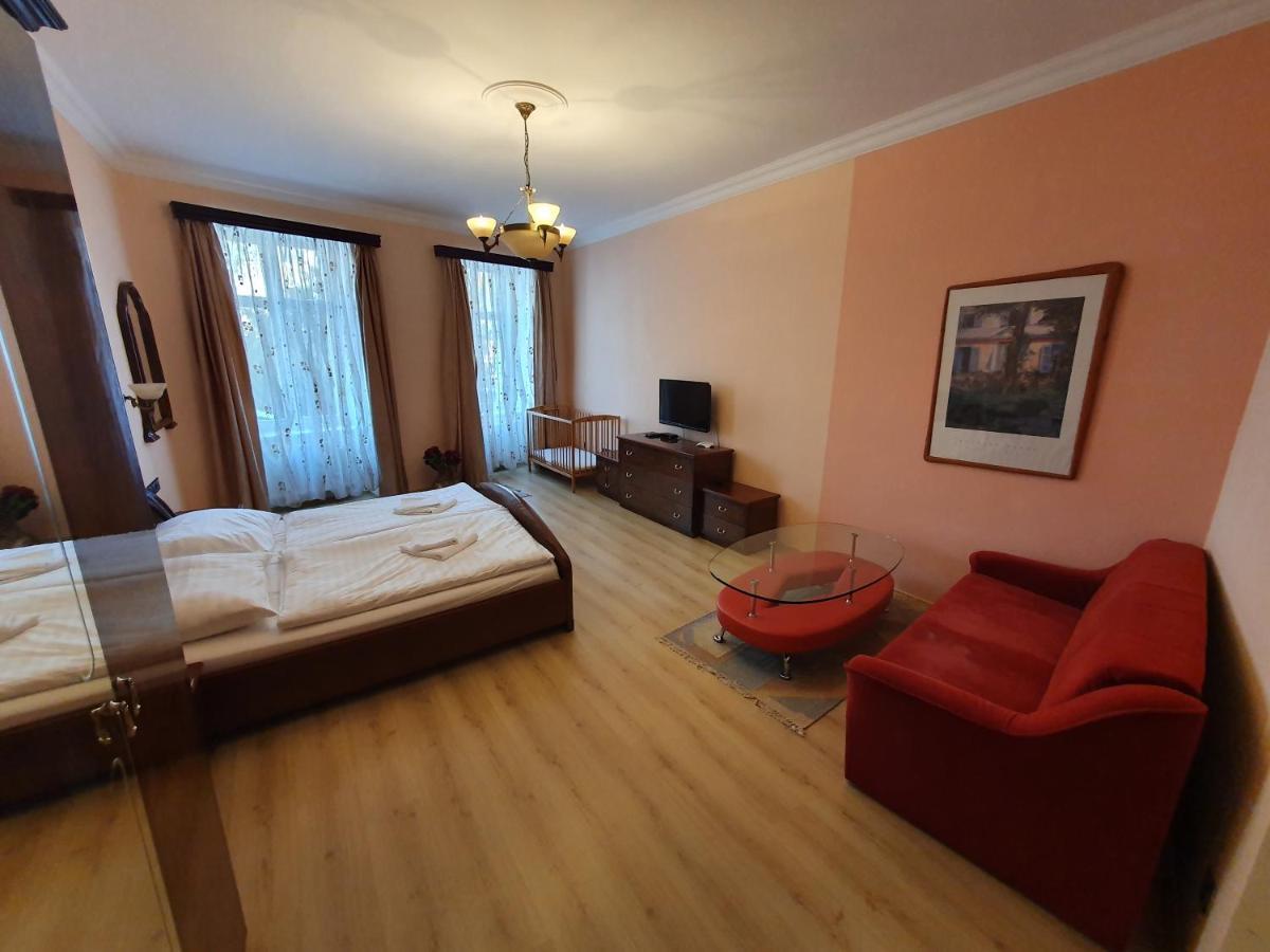 Evergreen Apartments Hotel Karlsbad Eksteriør billede