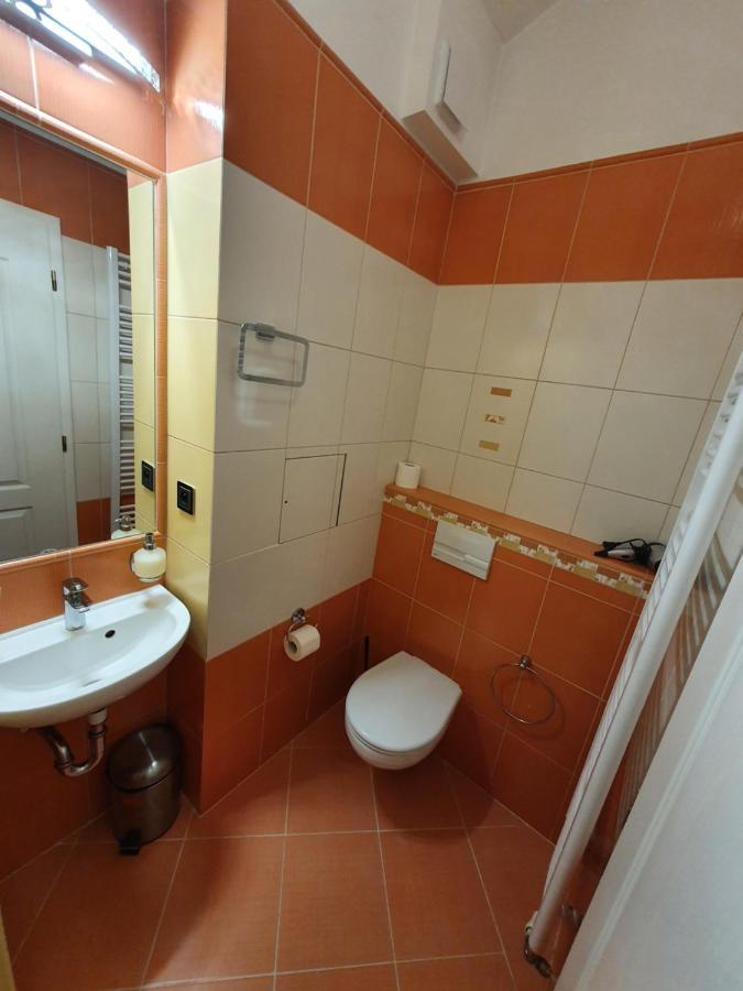 Evergreen Apartments Hotel Karlsbad Eksteriør billede